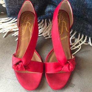 J Renee red crepe pumps “Jaynnie”